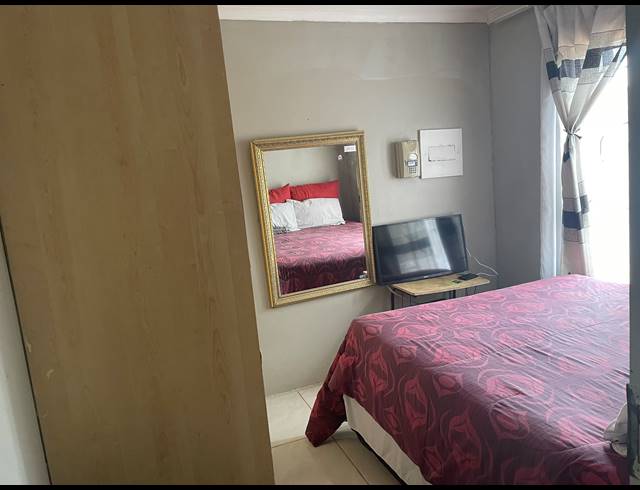 2 BEDROOM FREESTANDING FOR SALE IN GA-RANKUWA UNIT 9